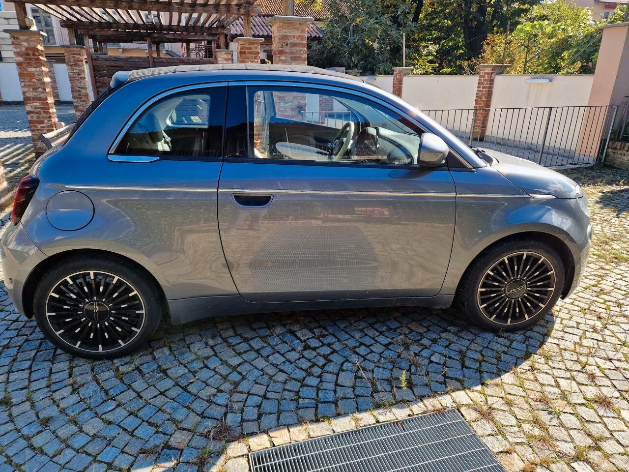 Fiat 500 La Prima Cabrio 42 kWh