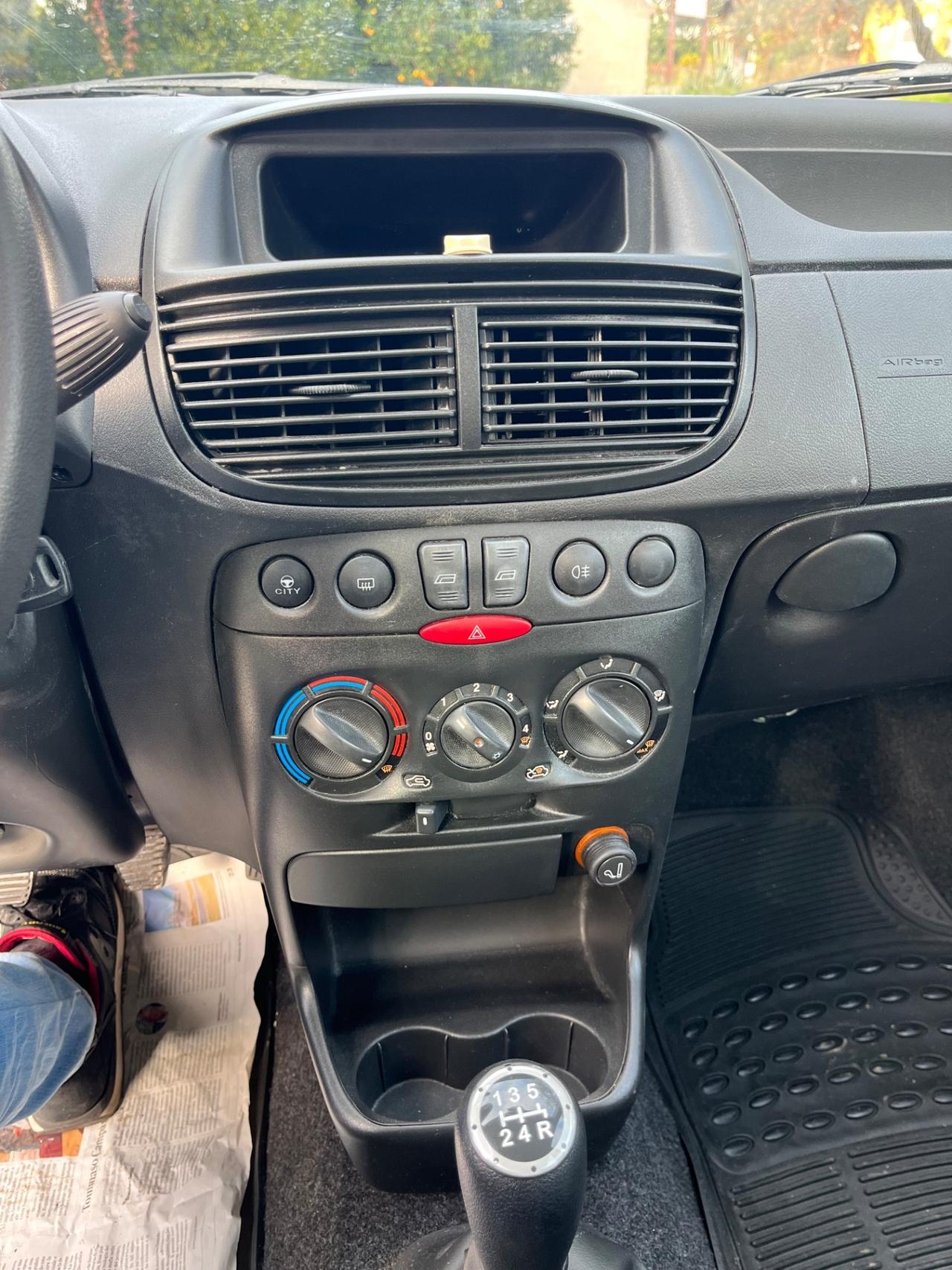 Fiat Punto 1.3 MJT EURO4 SOLO 100M KM DA VETRINA