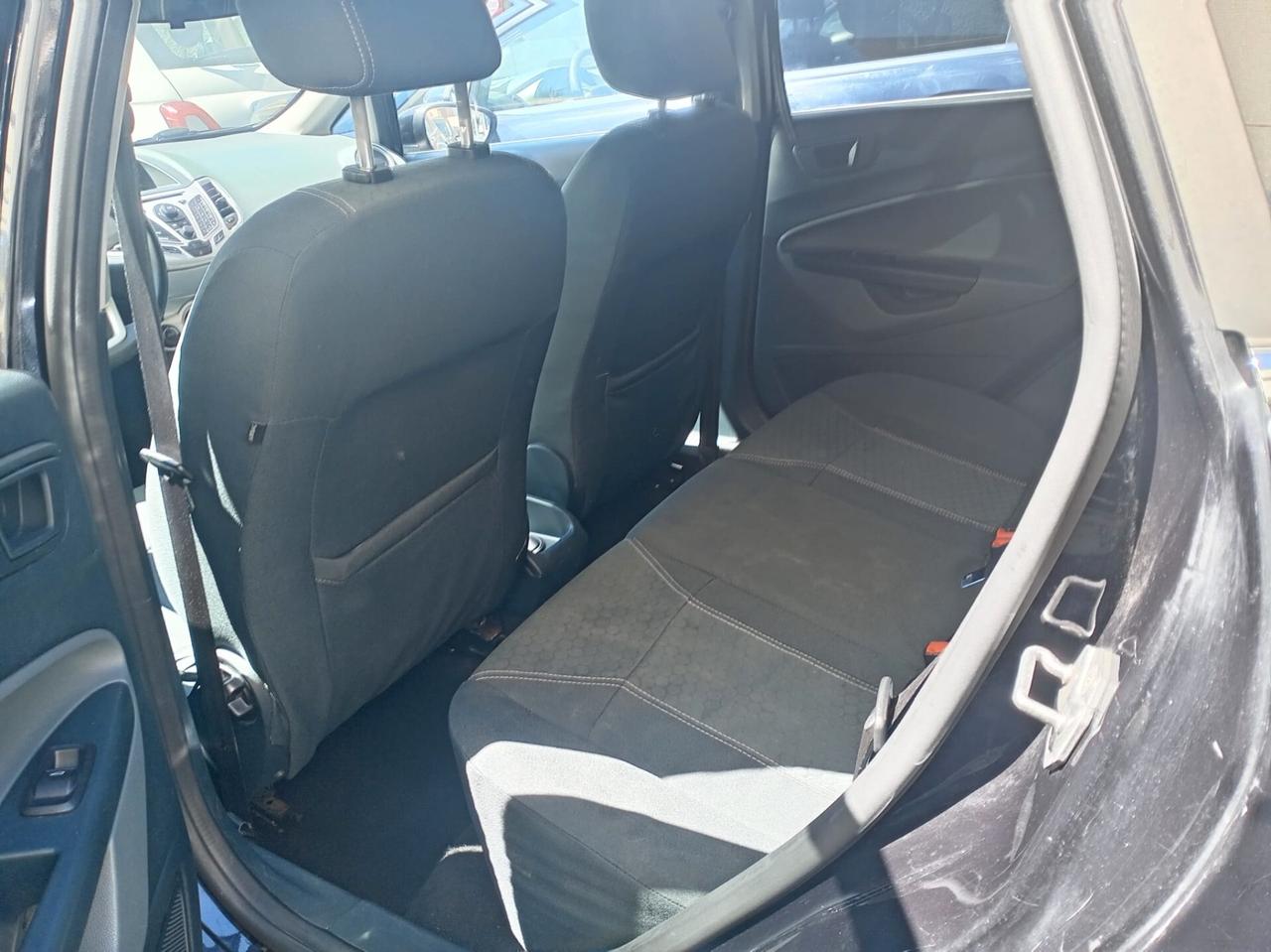 Ford Fiesta 1.4 TDCi 5p. Titanium