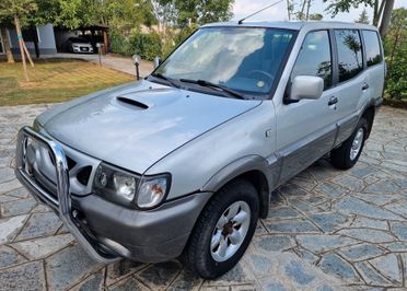 Nissan Terrano 4WD 5p 2.7 tdi con marce ridotte