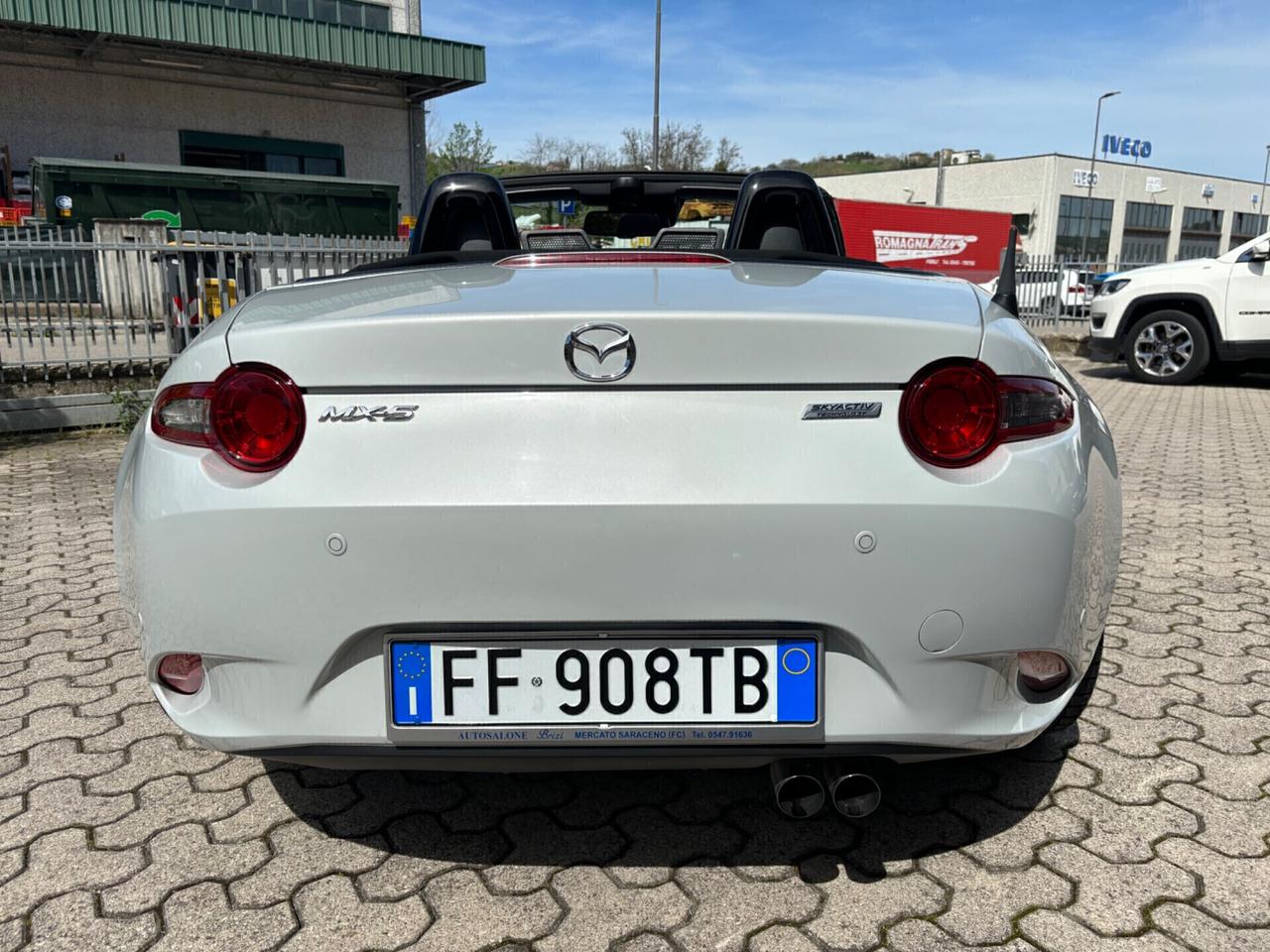 Mazda MX-5 1.5L Skyactiv-G