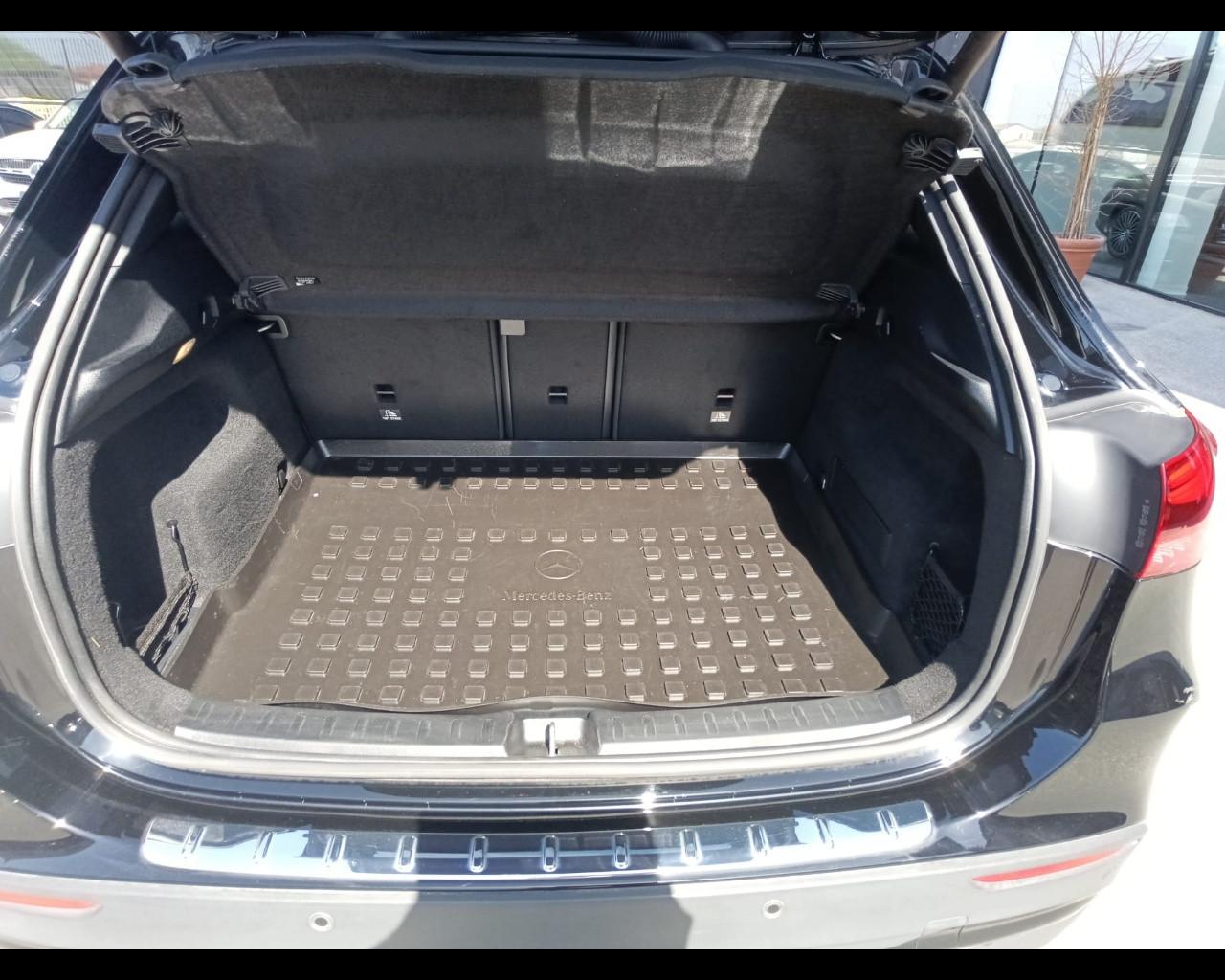 Mercedes-Benz GLA-H247 2023 - GLA 180 d AMG Line Advanced Plus auto