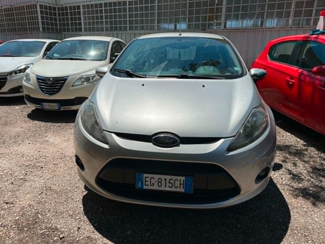 Ford Fiesta 1.4 TDCi 70CV 5 porte Titanium