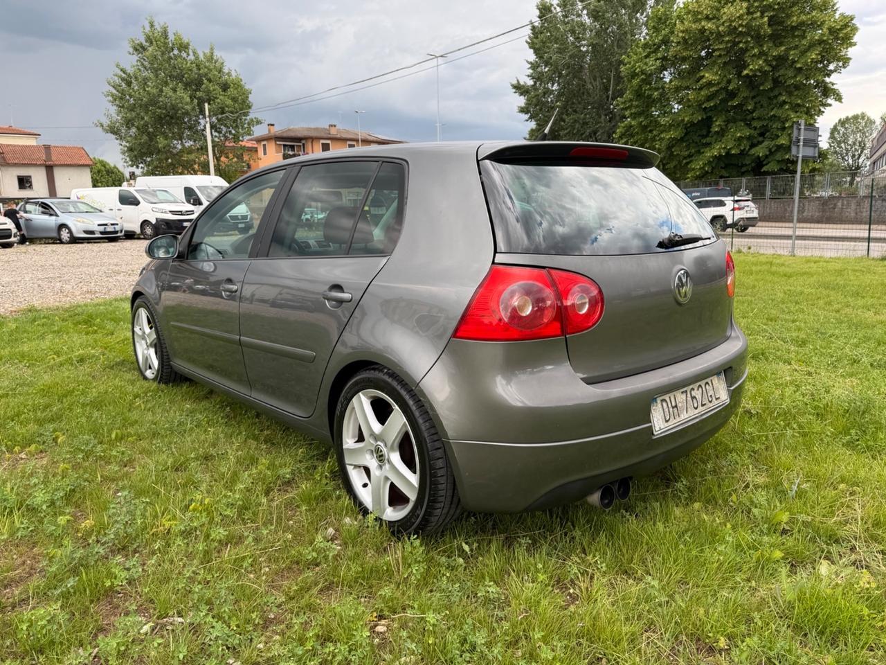 Volkswagen Golf 2.0 16V TDI 5p. Sportline