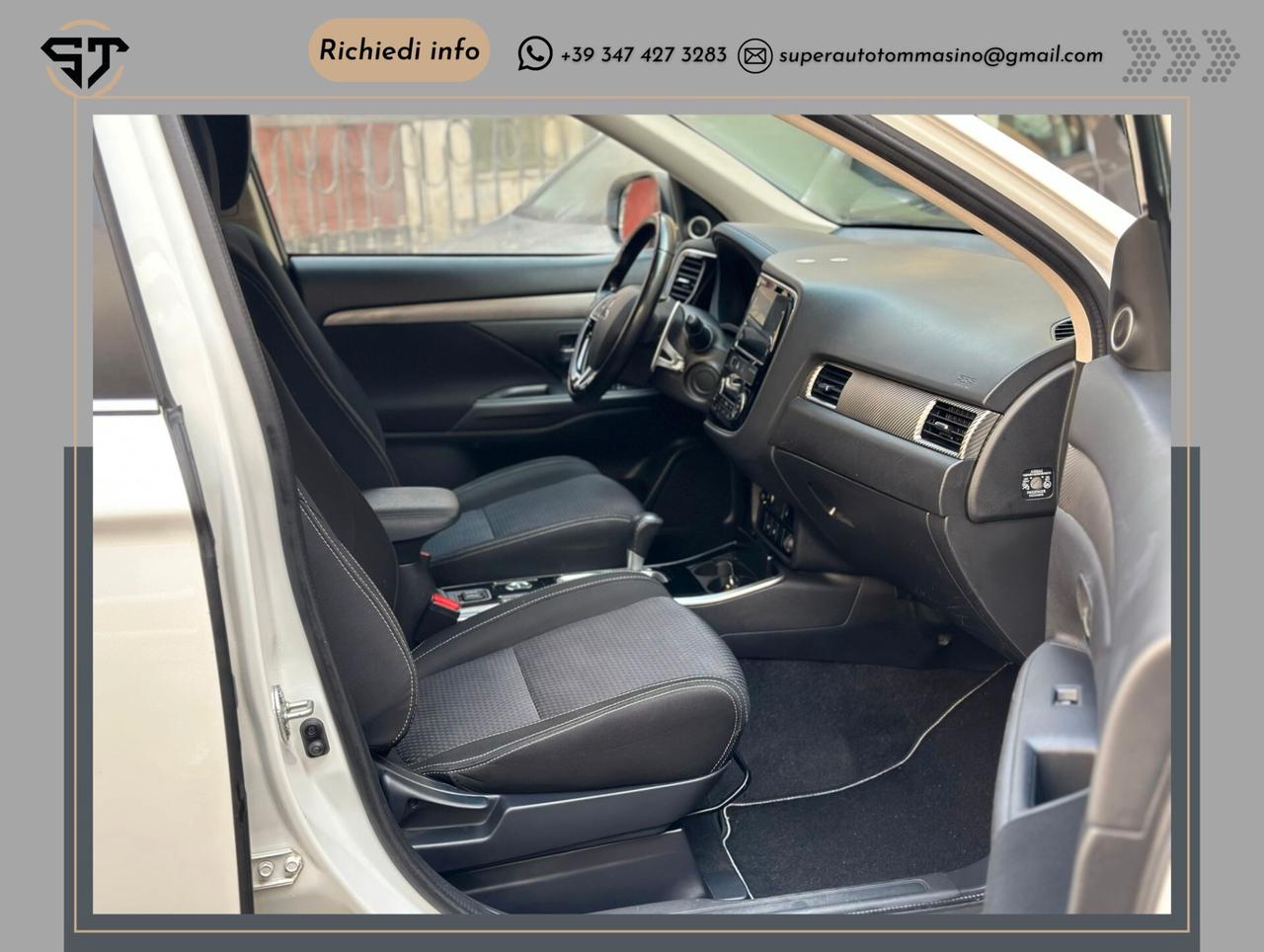 Mitsubishi Outlander 2.2 DI-D 4WD 7 POSTI