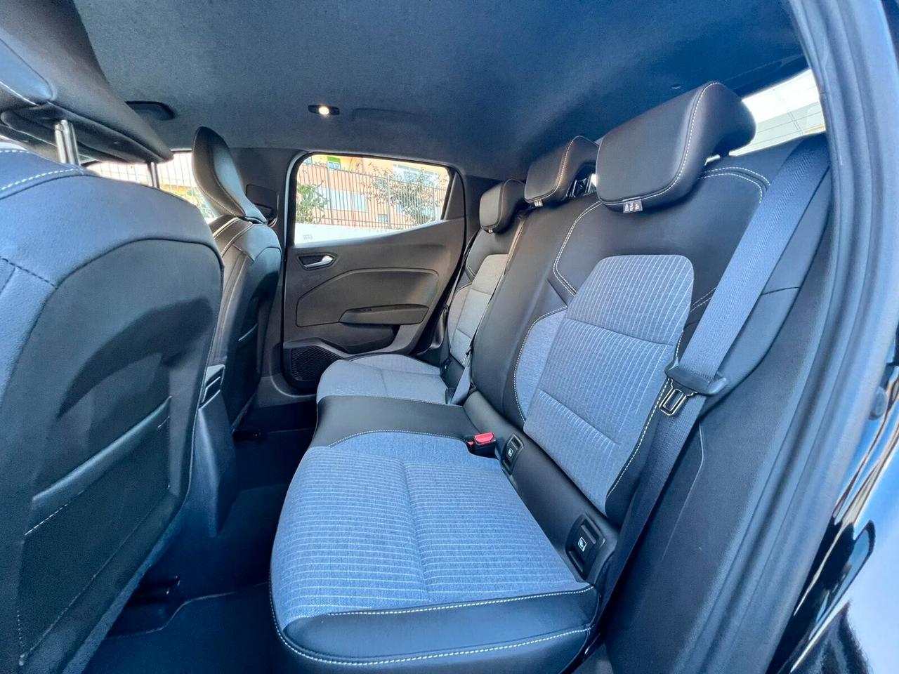 Renault Clio TCe 90 CV 5 porte Techno