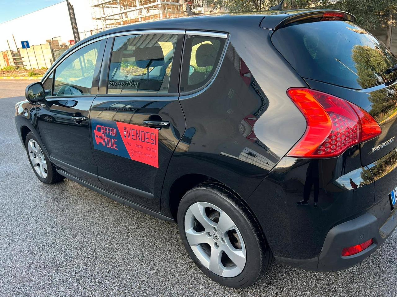 Peugeot 3008 1.6 HDi 112CV cambio robotizzato Business