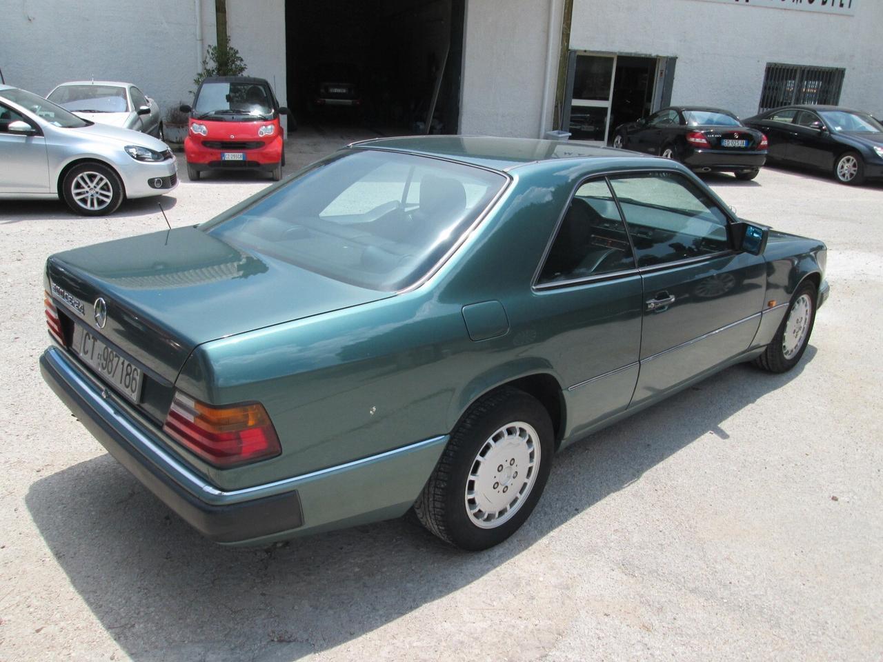 Mercedes-benz 300 CE-24 cat Coupé