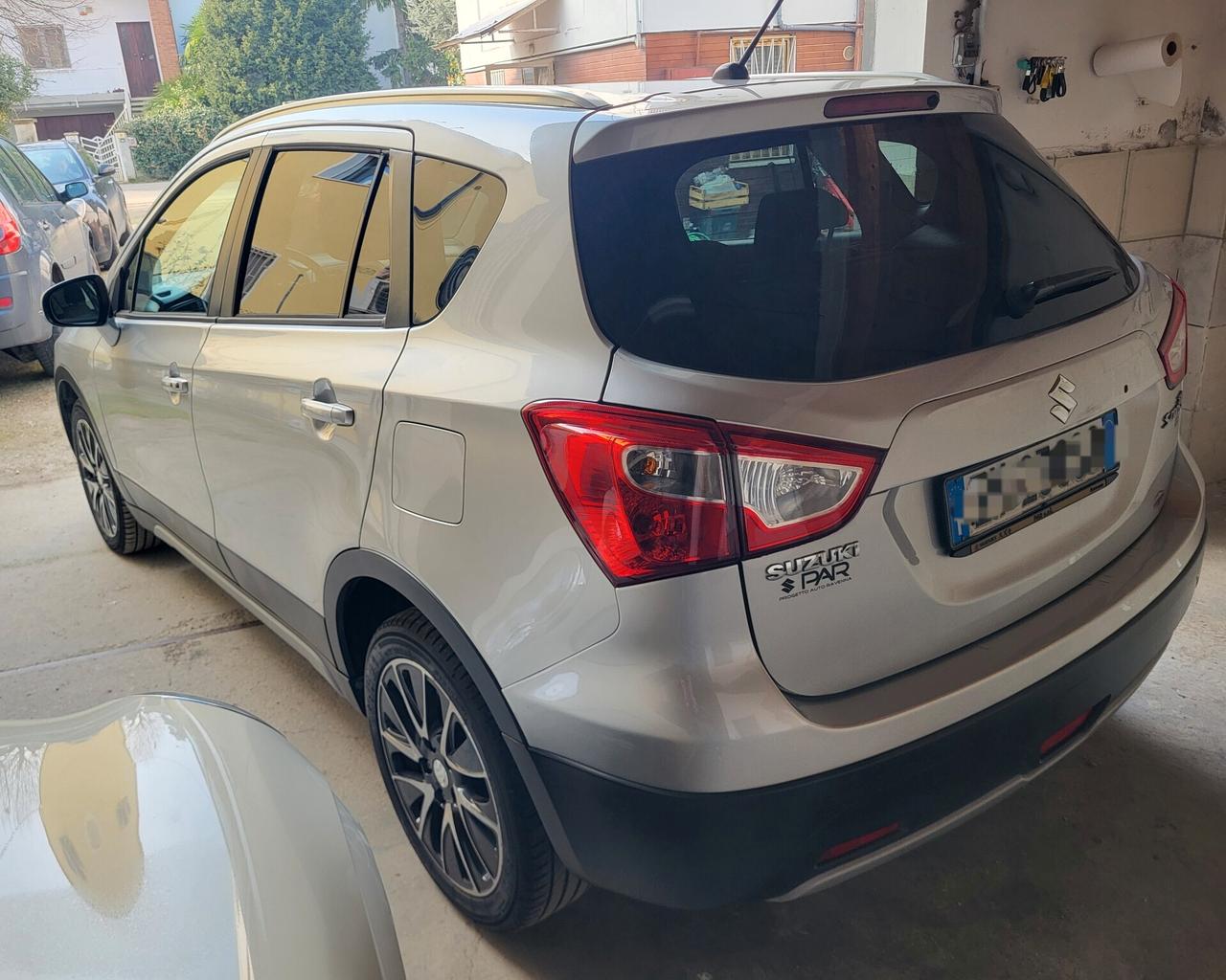 Suzuki S-Cross 1.6 DDiS Top