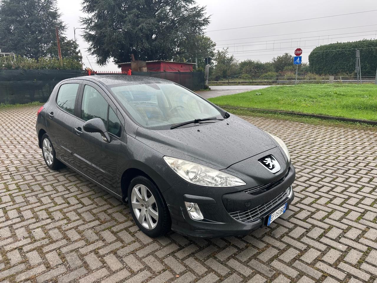 Peugeot 308 1.6 8V HDi 93CV 5p. Premium