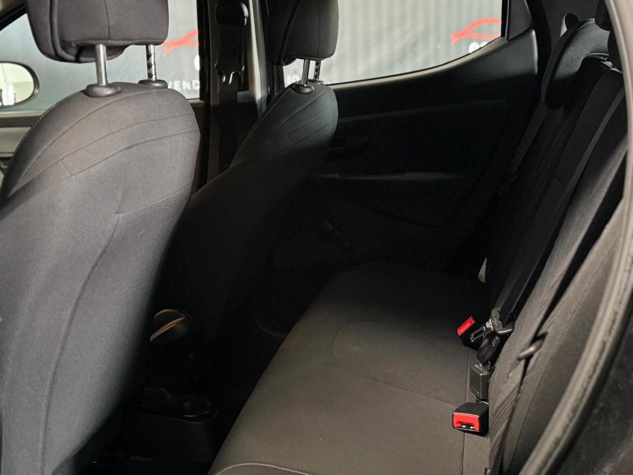 Lancia Ypsilon 1.0 FireFly 5 porte S&S Hybrid Ecochic Gold
