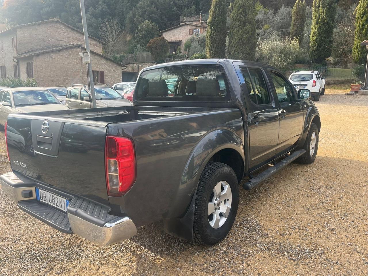 Nissan Navara 2.5 Diesel - 4x4