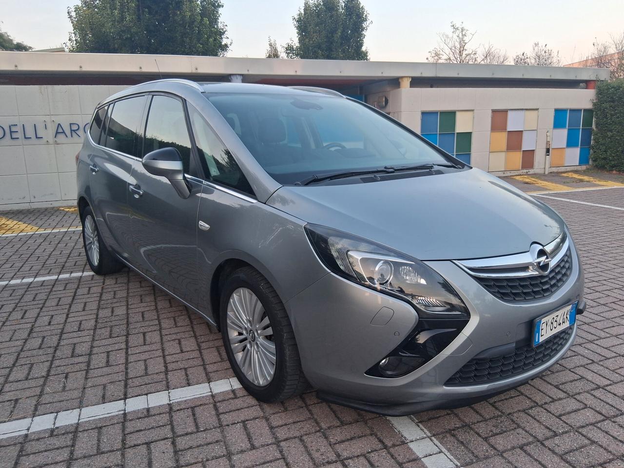 Opel Zafira Tourer 1.6 CDTi 120CV Start&Stop Cosmo .CELL 320 147 1147 WUATSAPP