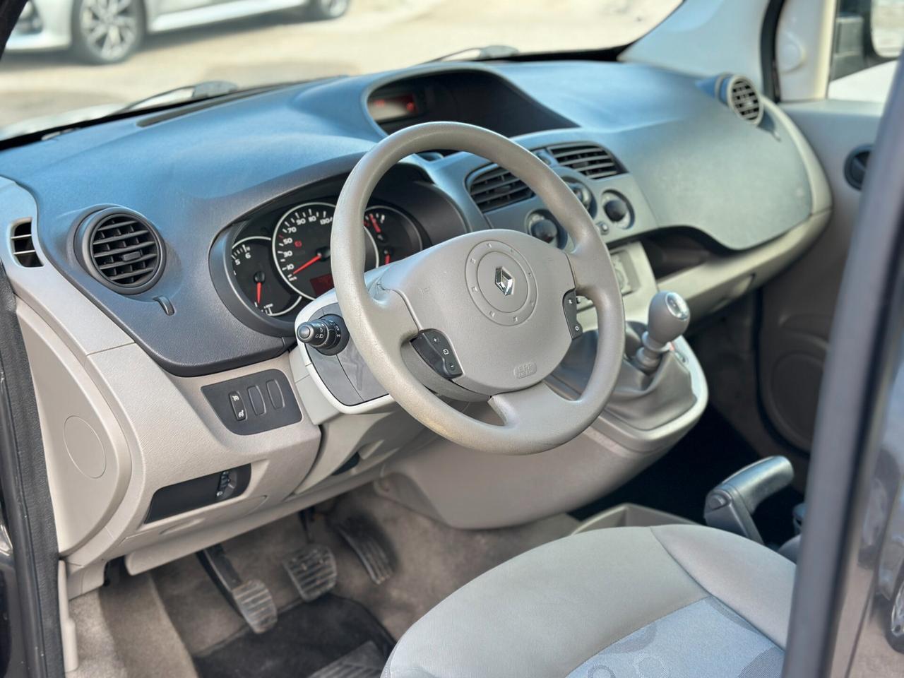 Renault Kangoo 1.5 dCi 105CV 5 porte Pianale Ribassato con Pedana