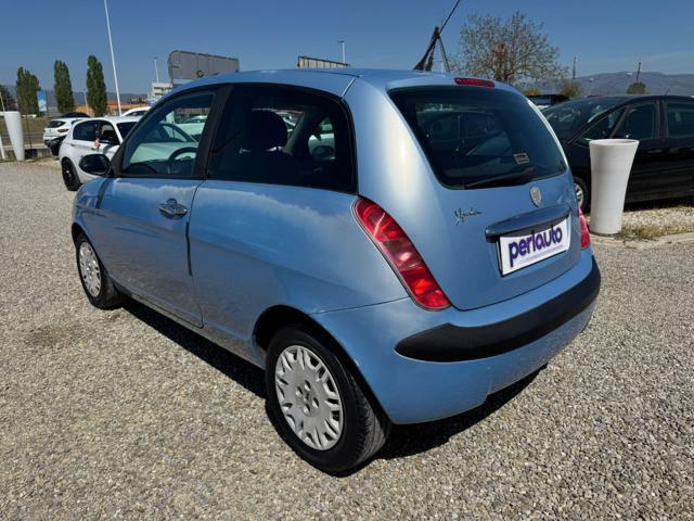 LANCIA Ypsilon 1.2 16V Platino