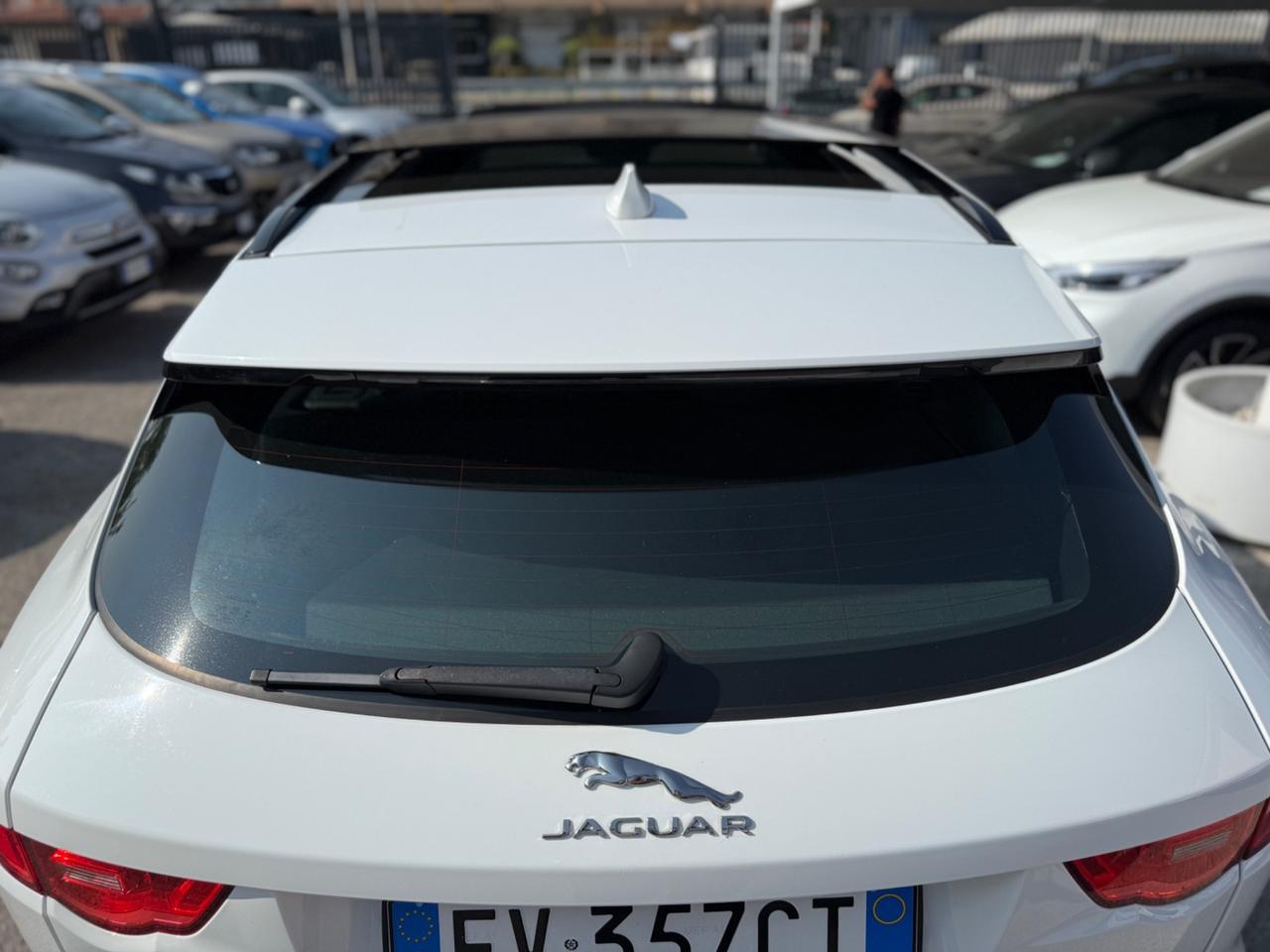 Jaguar F-Pace 2.0 D 180 CV AWD aut. Prestige