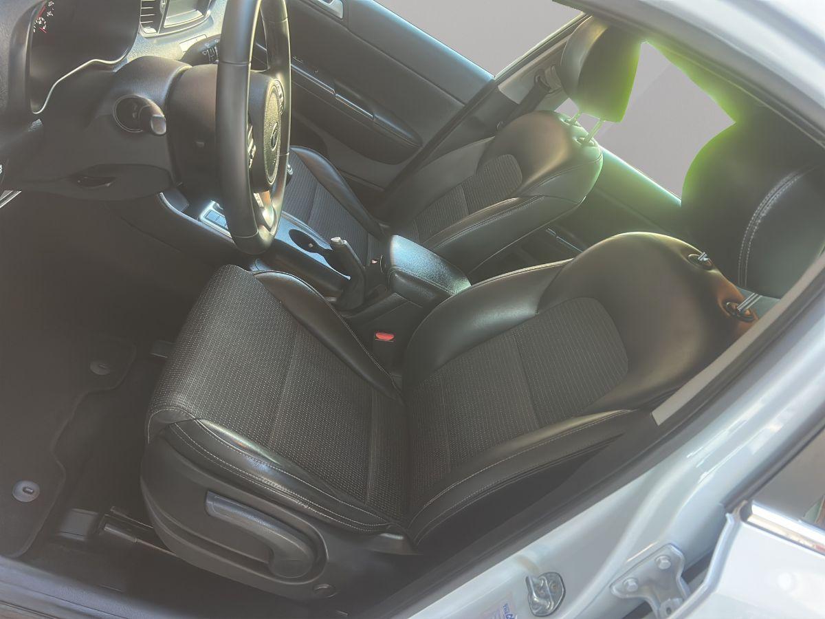 KIA - Sportage - 1.7 CRDI 115cv 2WD Class TELECAMERA NAVI