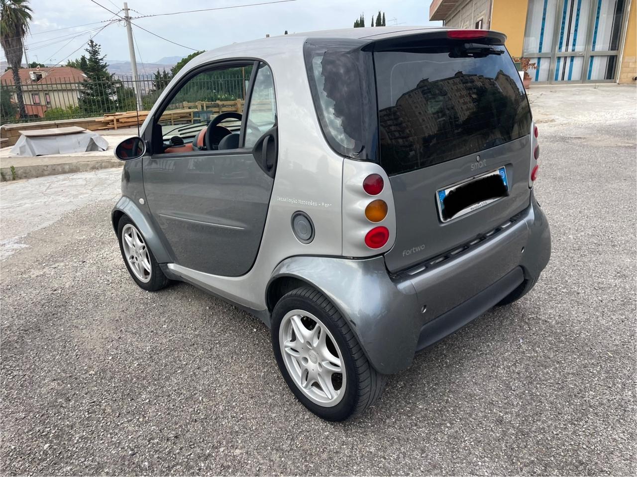 Smart 700 city-coupé pure (45 kW)