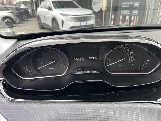 Peugeot 2008 BlueHDi 100 S&S Style