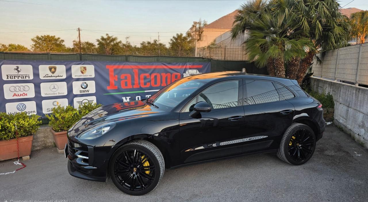 Porsche Macan 2.0 Scarico Sportivo Tetto