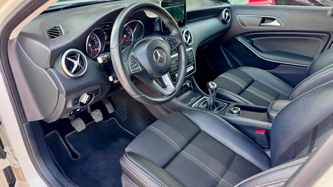 Mercedes-benz A 180 d Premium