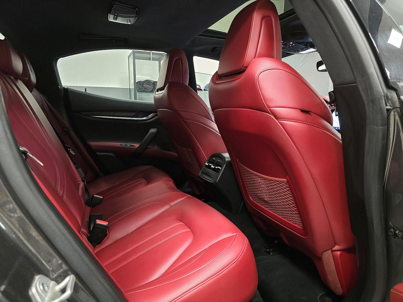 MASERATI GHIBLI GRANSPORT SOFT CLOSE_FULL LED_TETTO_PALETTE F1!!