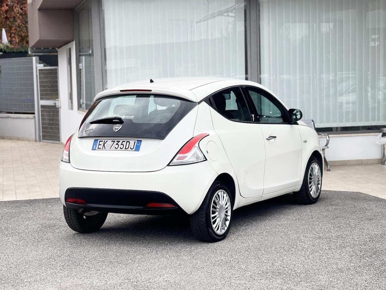 Lancia Ypsilon 1.2 Benzina 69CV E5 Neo - 2011