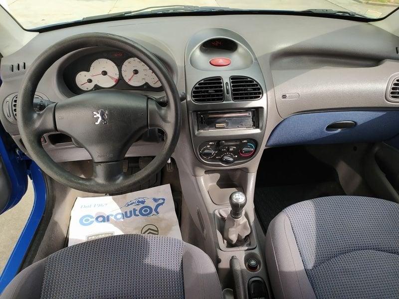 Peugeot 206 206 3p 1.1 Lee