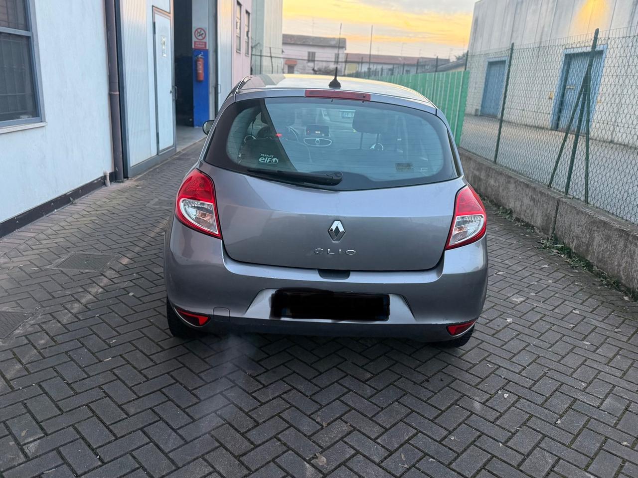 Renault Clio 1.2 16V 5 porte GPL Dynamique