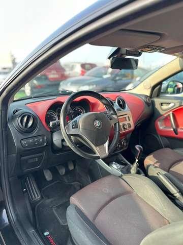 Alfa Romeo MiTo MiTo 1.3 jtdm-2 Distinctive sport pack s