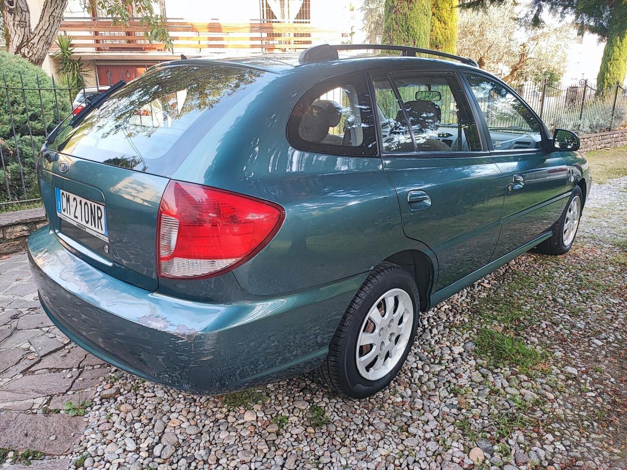 Kia Rio 1.5 benz 5 porte neopatentati