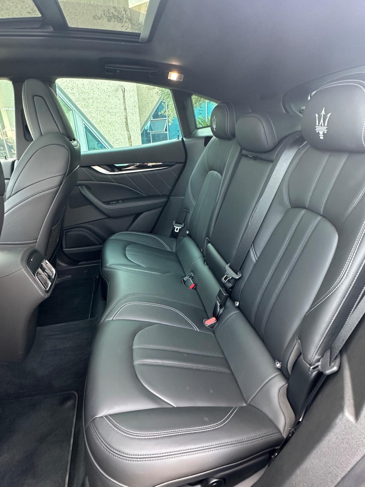 Maserati Levante 3.0 V6 Modena S possibilità noleggio no scoring