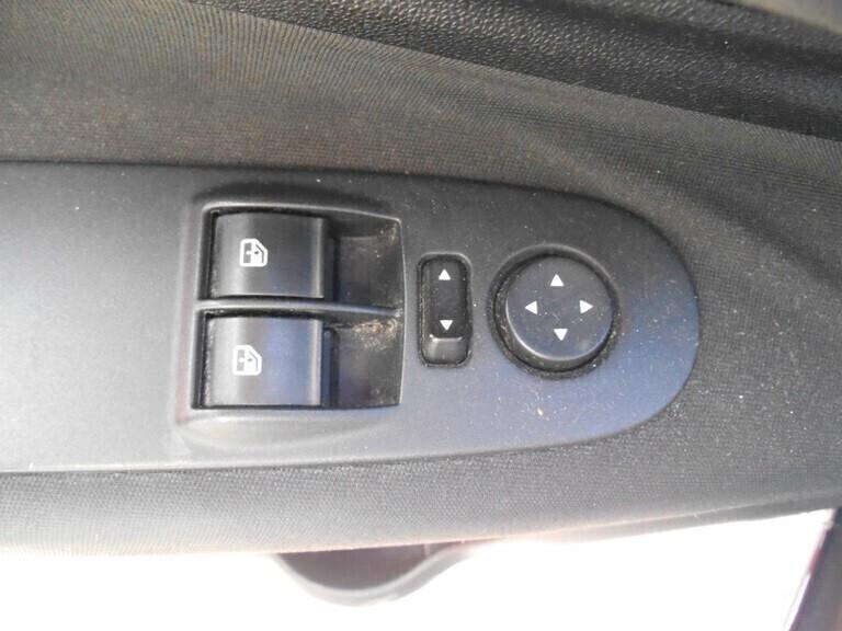 Fiat Punto 1.2 8V 5 porte Young NEOPATENTATI