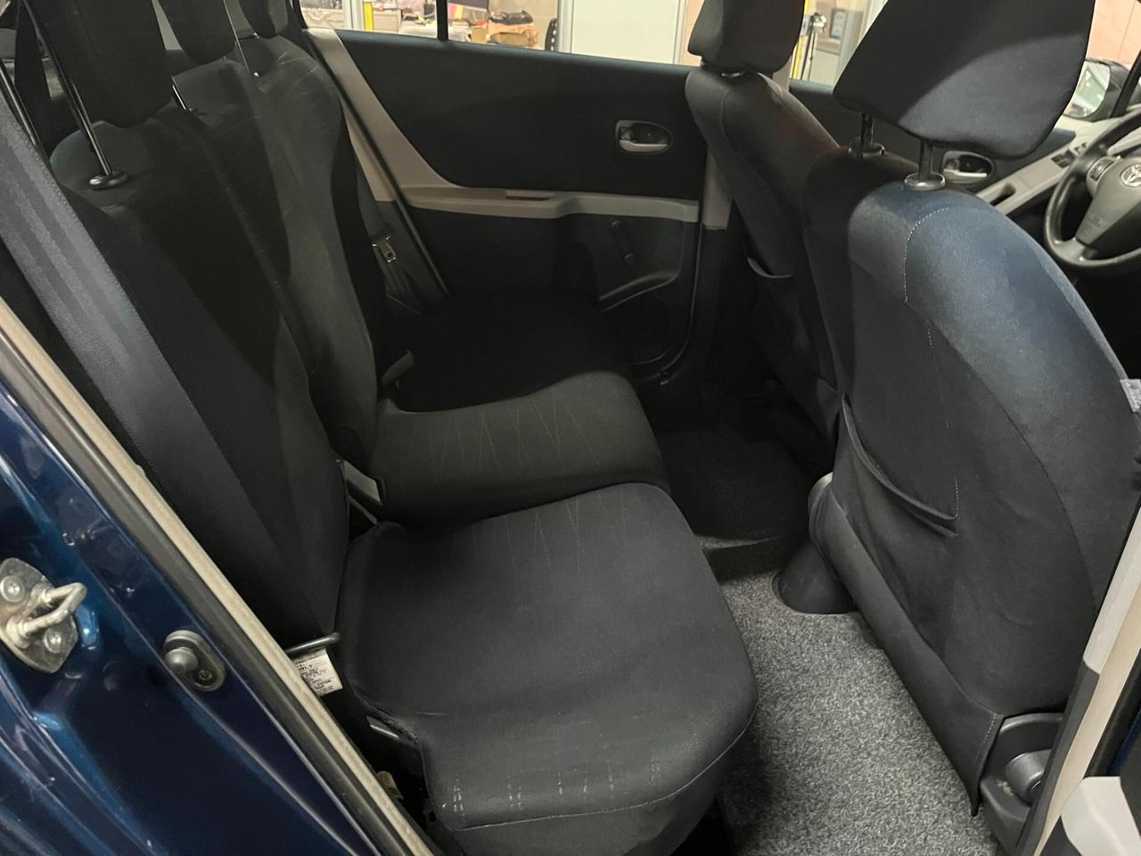 Toyota Yaris 1.3 5 porte