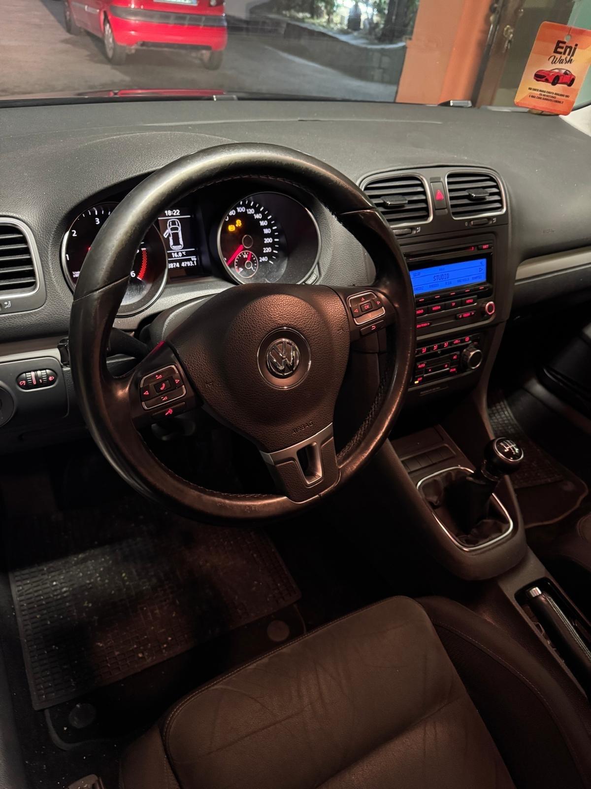 Volkswagen Golf 2.0 TDI 110CV DPF DSG 5p. Comfort.