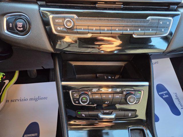 BMW 216 i Active Tourer Luxury