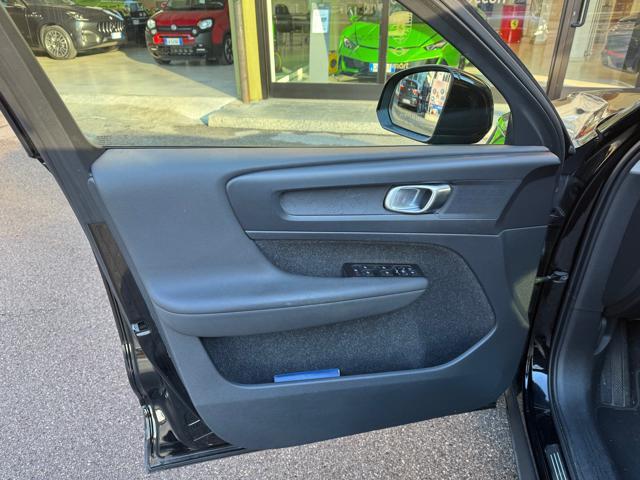 VOLVO XC40 T2 Momentum N1