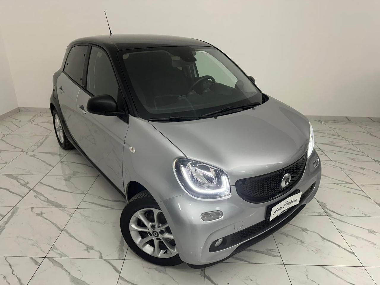 SMART FORFOUR PASSION NAVIGATORE/SENSORI/PACCHETTO LUCI