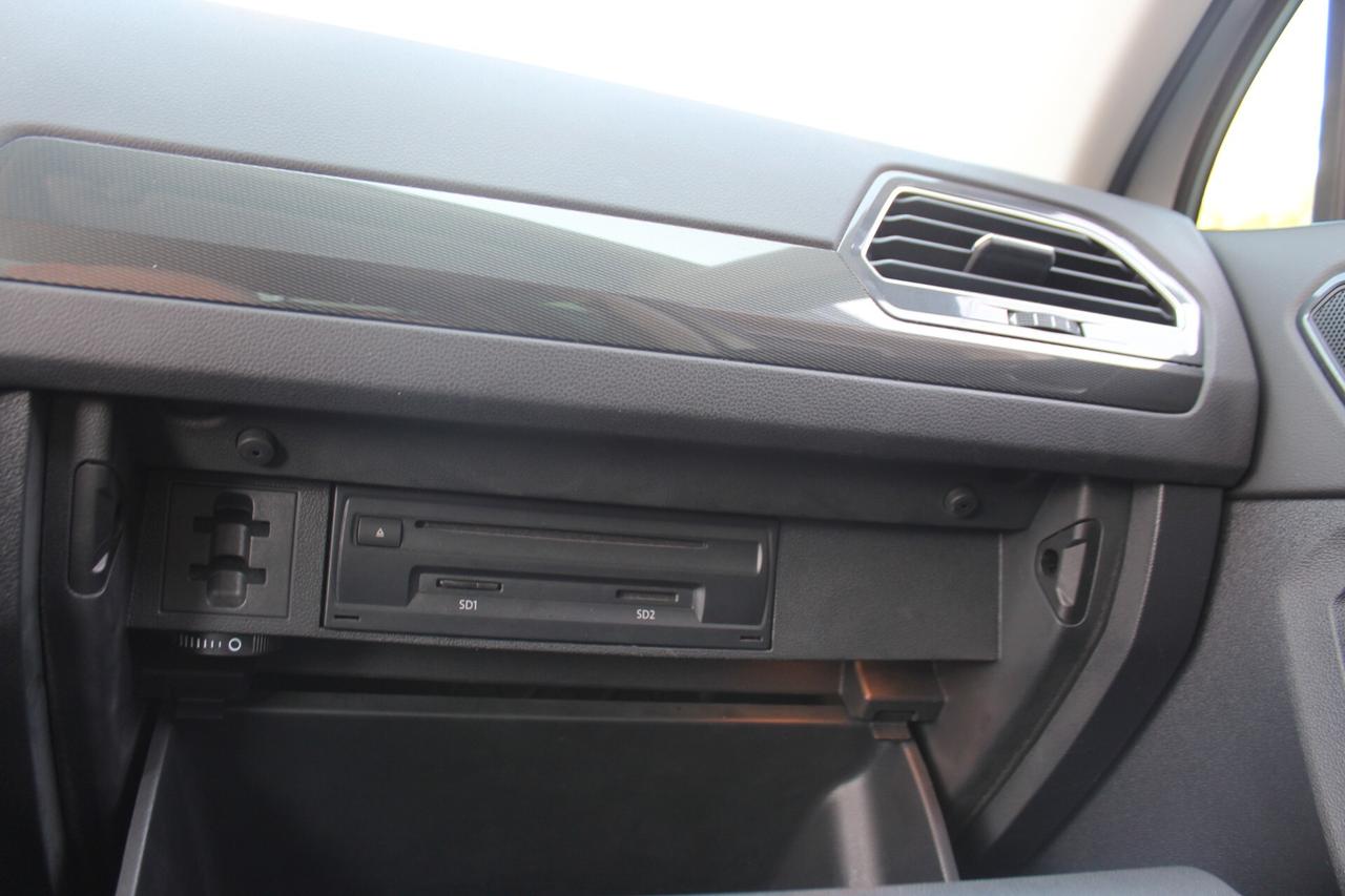 Volkswagen Tiguan 2.0 TDI SCR DSG Advanced BlueMotion Technology
