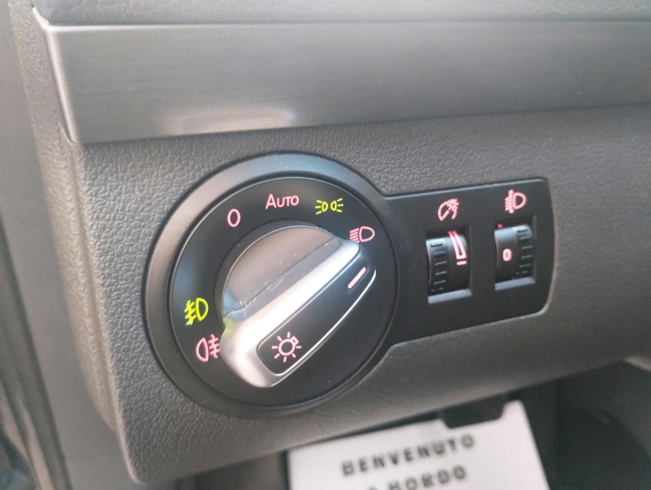 Volkswagen Touran Business 1.6 TDI DSG Comfortline