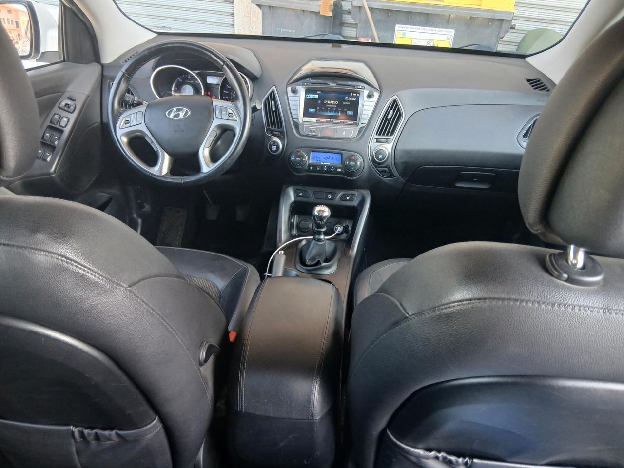 Hyundai iX35 1.7 CRDi 2WD Xpossible