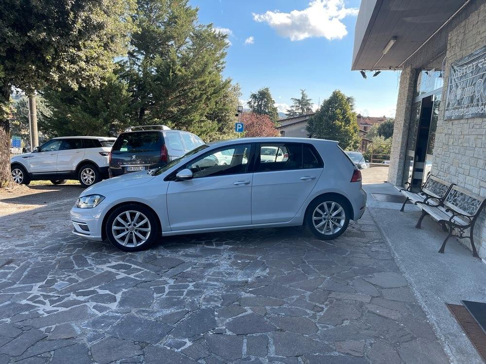 Volkswagen Golf 2.0 TDI 5p. Executive BlueMotion Technology