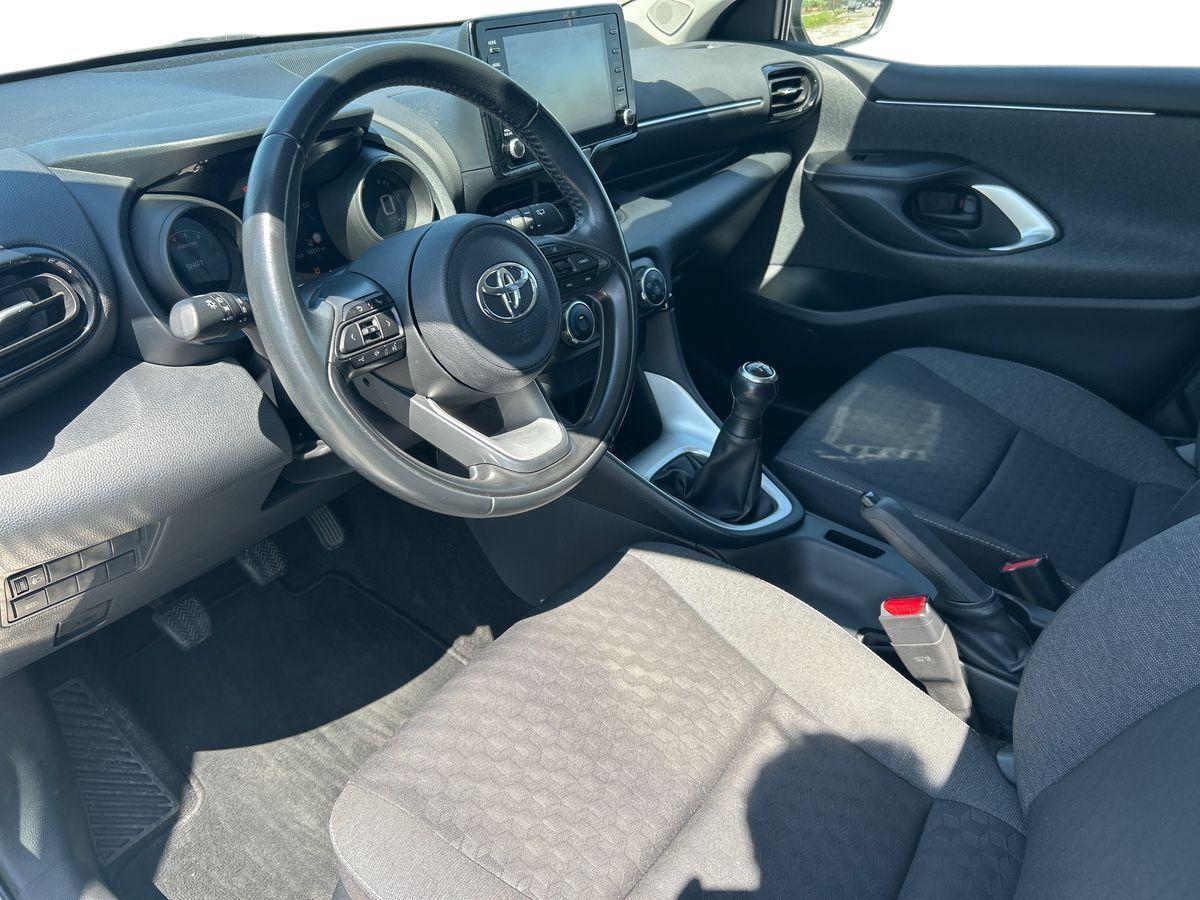 TOYOTA Yaris IV 2020 - Yaris 1.0 Dynamic