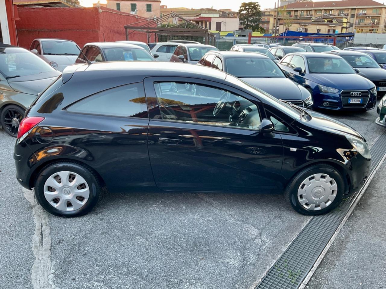 Corsa 1.0 12V 3 porte Club-rate-garanzia-neopatentati