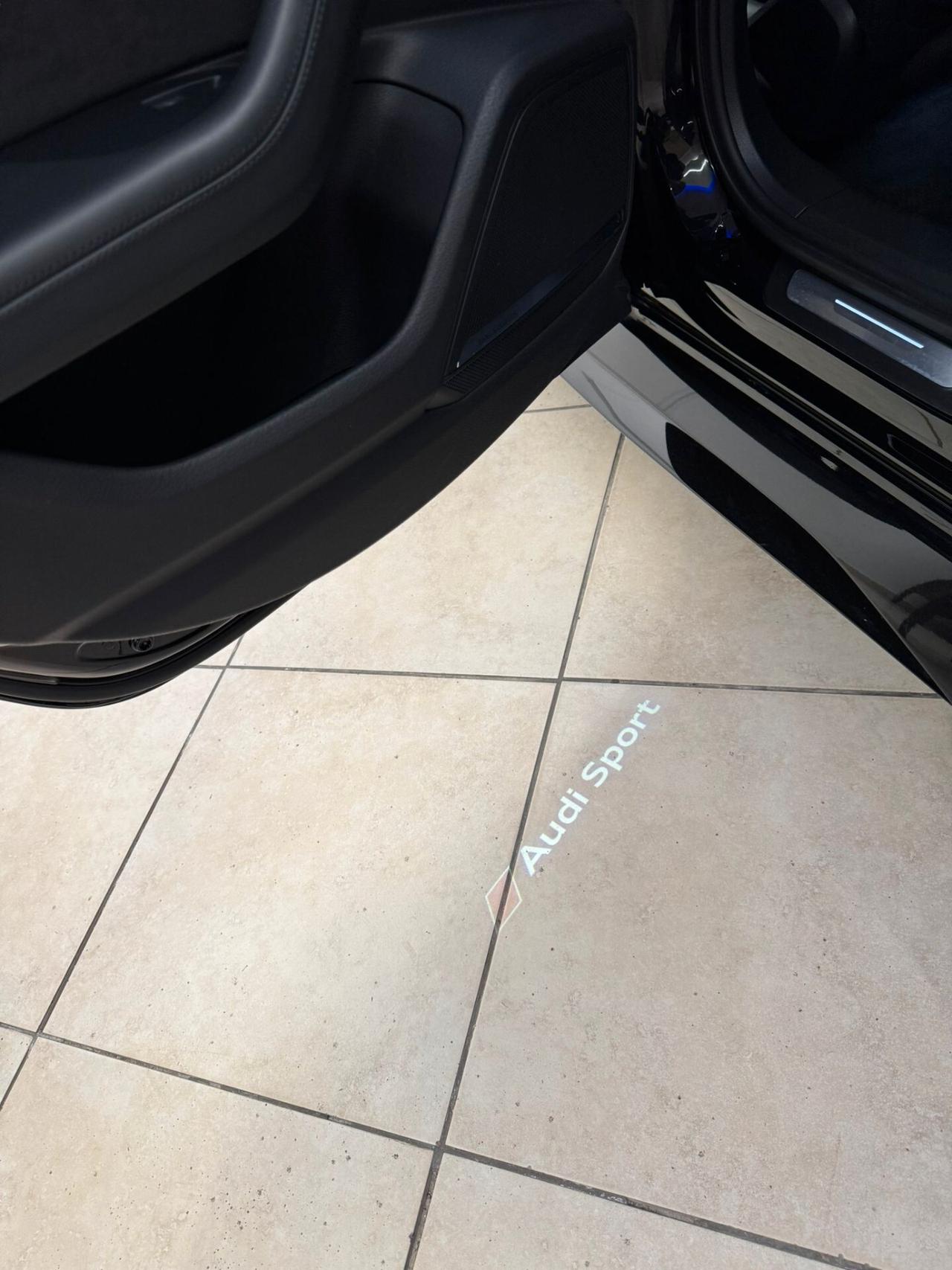 Audi A6 RS 6 Avant 4.0 TFSI V8 quattro tiptronic