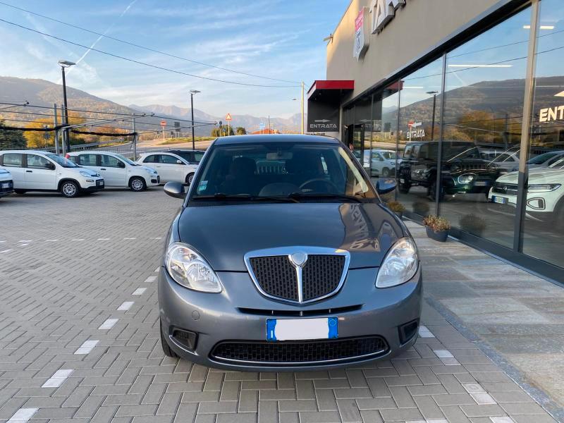 Lancia Ypsilon 3 Porte Ypsilon 1.2 16v Oro