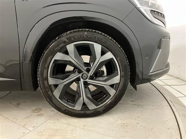 RENAULT Austral 1.2 E-Tech full hybrid Iconic Esprit Alpine 200cv
