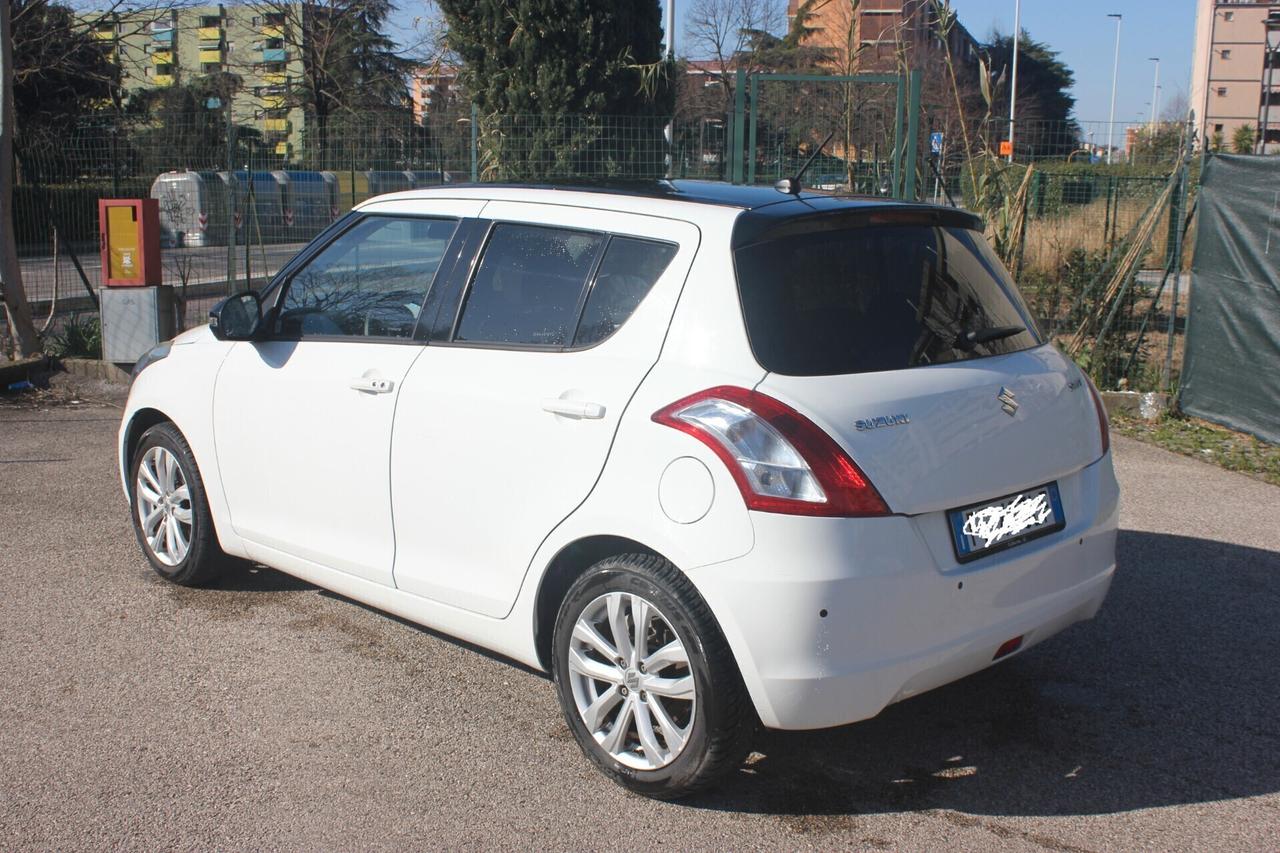 Suzuki Swift Suzuki Swift 1.2 VVT 2016 Bi Colore usata a Firenze