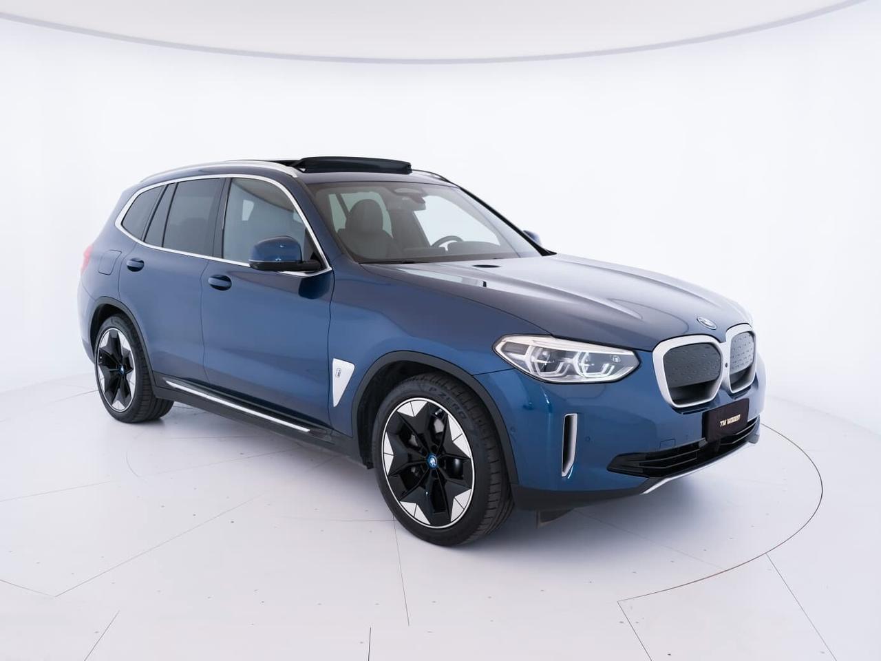 BMW IX3 Impressive - IVA ESPOSTA