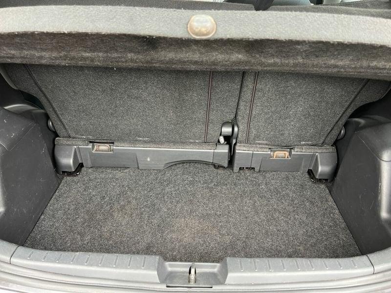 Toyota Yaris Yaris 3p 1.3 dual Sol